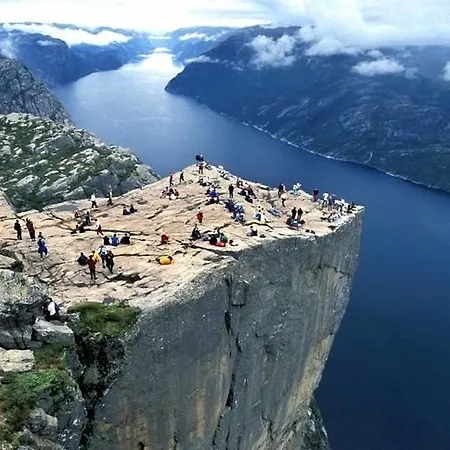 Amoy Fjordferie *